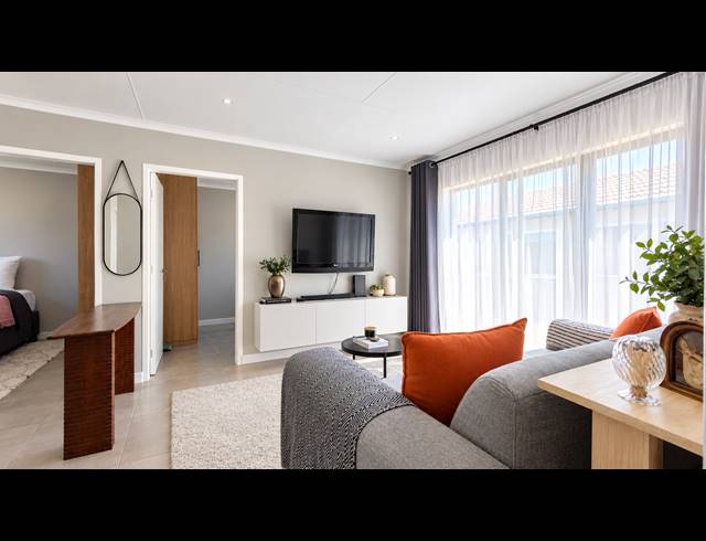 3 BEDROOM TOWNHOUSE FOR SALE IN ALBERTSDAL